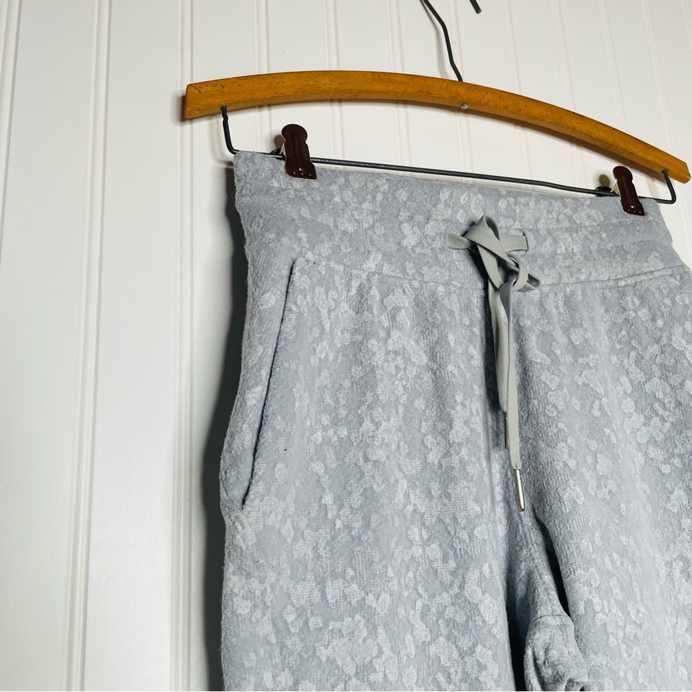 Lululemon Ready To Rulu Textured Joggers - Picture 4 of 9